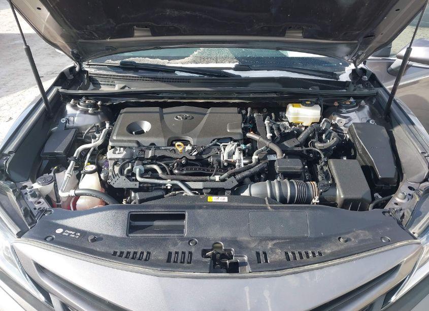 Photo 10 of 2018 Toyota Camry HYBRID SE (VIN 4T1B21HK2JU003440)