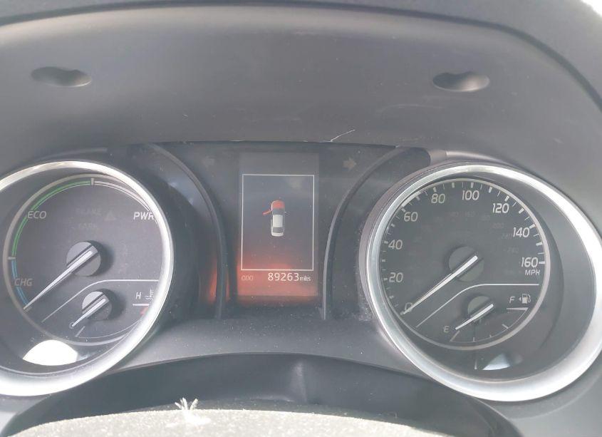 Photo 15 of 2018 Toyota Camry HYBRID SE (VIN 4T1B21HK2JU003440)