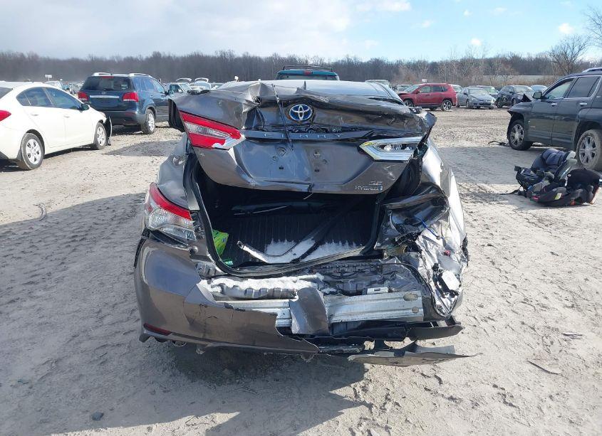 Photo 16 of 2018 Toyota Camry HYBRID SE (VIN 4T1B21HK2JU003440)