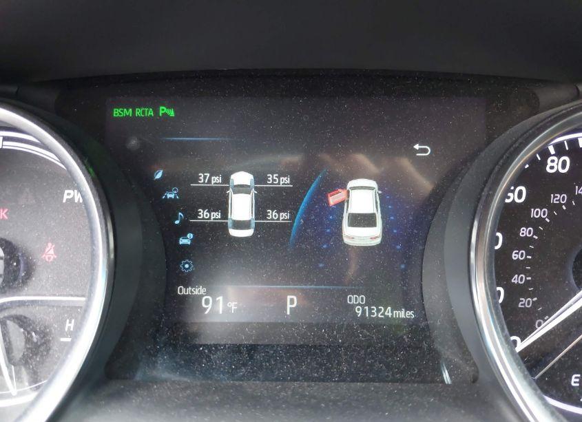 Photo 15 of 2018 Toyota Camry HYBRID XLE (VIN 4T1B21HK2JU500942)