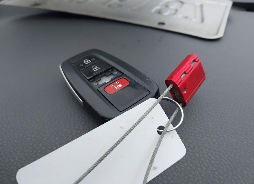 Photo 11 of 2018 Toyota Camry HYBRID XLE (VIN 4T1B21HK2JU507700)