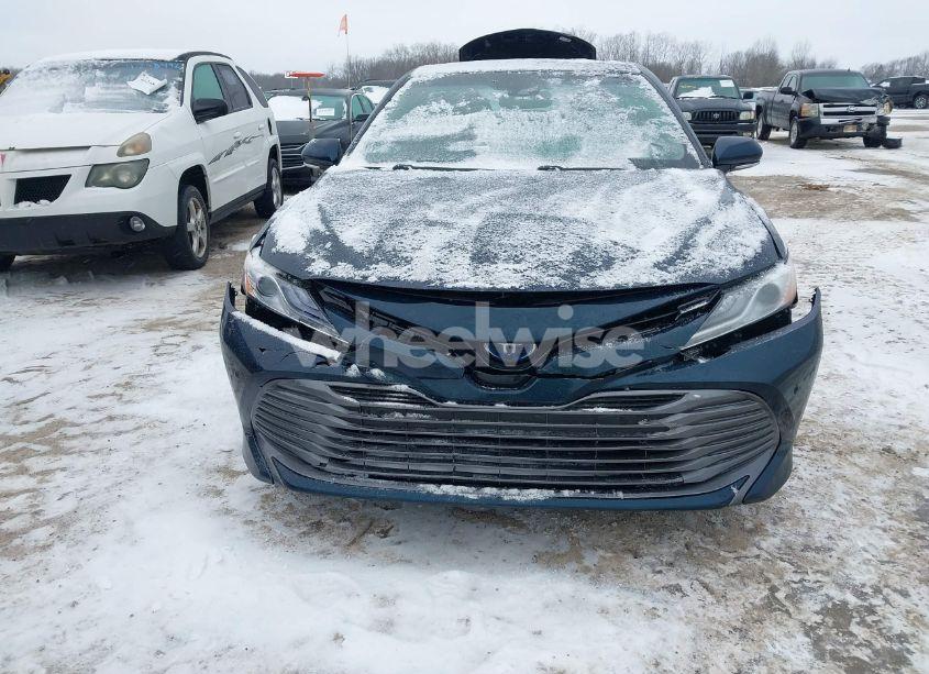 Photo 6 of 2018 Toyota Camry HYBRID XLE (VIN 4T1B21HK3JU506328)