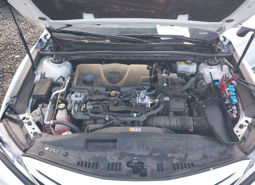 Photo 10 of 2018 Toyota Camry HYBRID SE (VIN 4T1B21HK3JU510251)