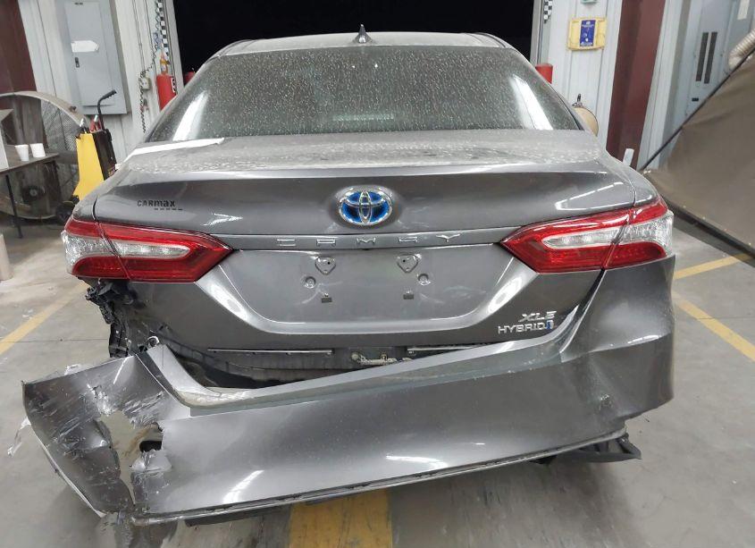 Photo 16 of 2019 Toyota Camry HYBRID XLE (VIN 4T1B21HK3KU010298)