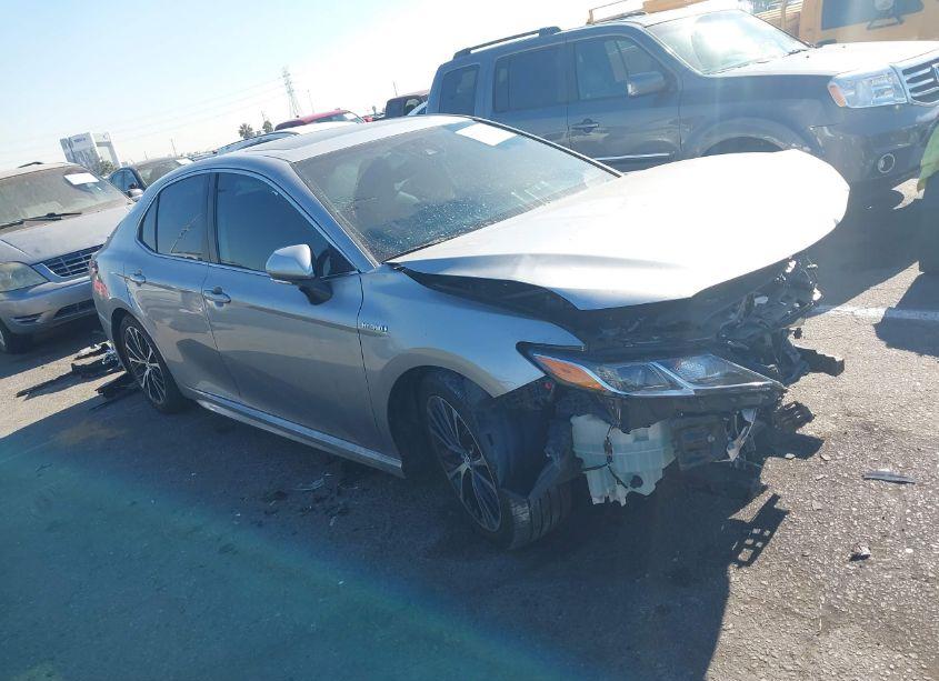 2019 Toyota Camry HYBRID SE (VIN 4T1B21HK3KU515144) main photo