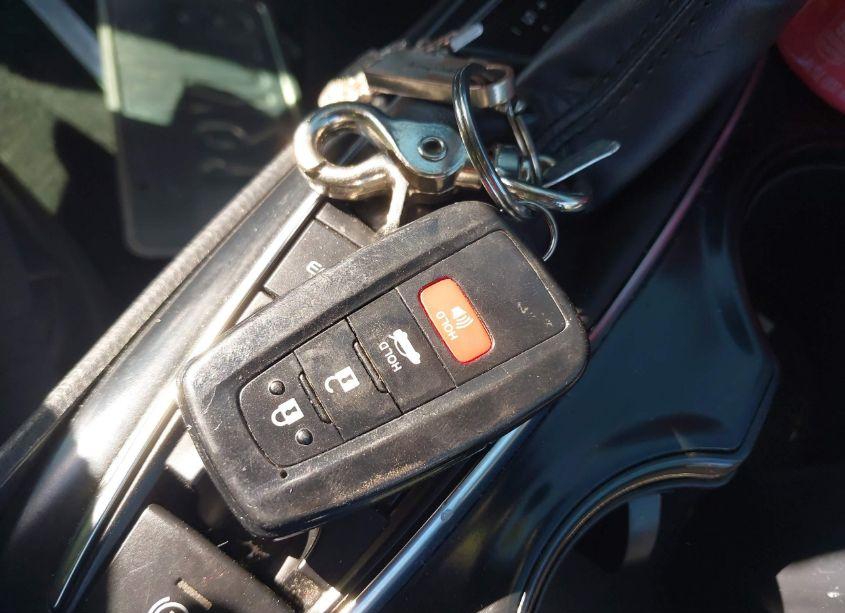 Photo 11 of 2019 Toyota Camry HYBRID SE (VIN 4T1B21HK3KU515144)