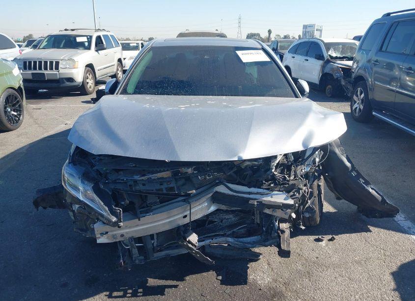 Photo 12 of 2019 Toyota Camry HYBRID SE (VIN 4T1B21HK3KU515144)