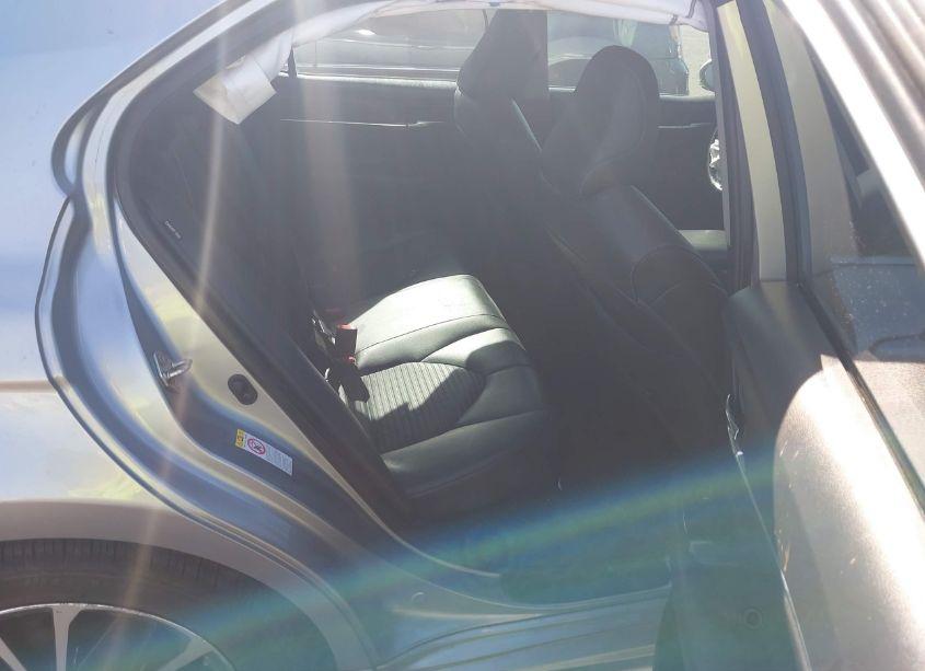 Photo 8 of 2019 Toyota Camry HYBRID SE (VIN 4T1B21HK3KU515144)