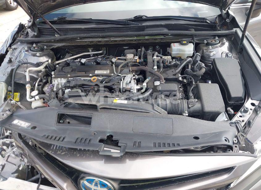 Photo 10 of 2019 Toyota Camry HYBRID SE (VIN 4T1B21HK3KU518917)