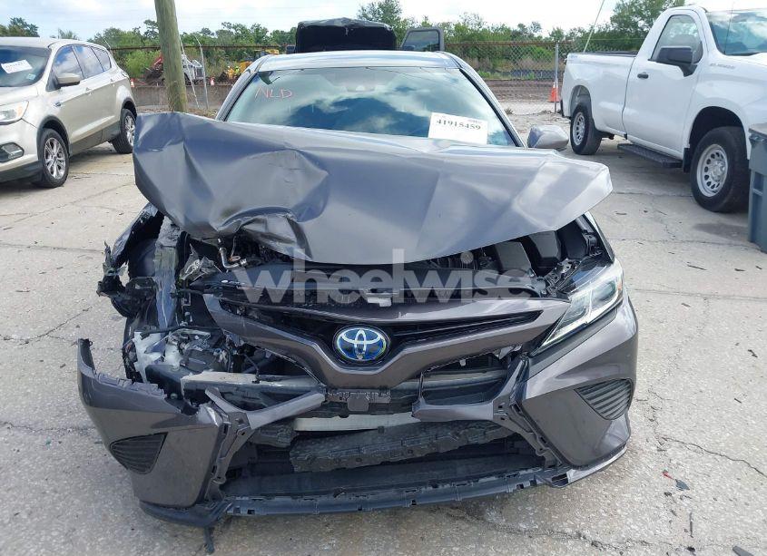 Photo 13 of 2019 Toyota Camry HYBRID SE (VIN 4T1B21HK3KU518917)
