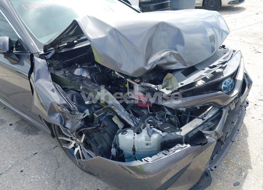 Photo 6 of 2019 Toyota Camry HYBRID SE (VIN 4T1B21HK3KU518917)