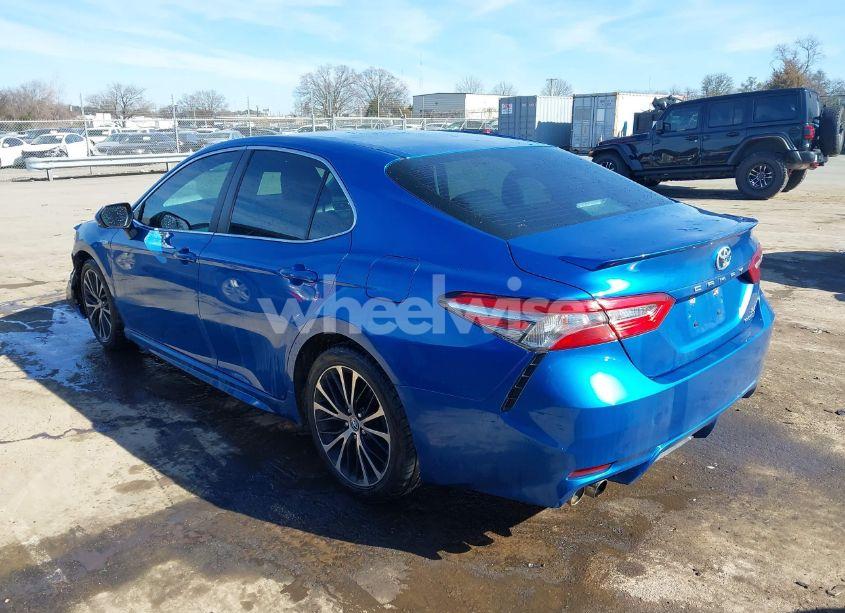 Photo 14 of 2018 Toyota Camry HYBRID SE (VIN 4T1B21HK5JU009233)