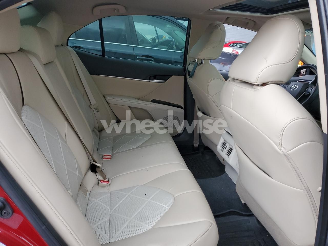 Photo 10 of 2019 TOYOTA CAMRY HYBRID (VIN 4T1B21HK5KU515405)