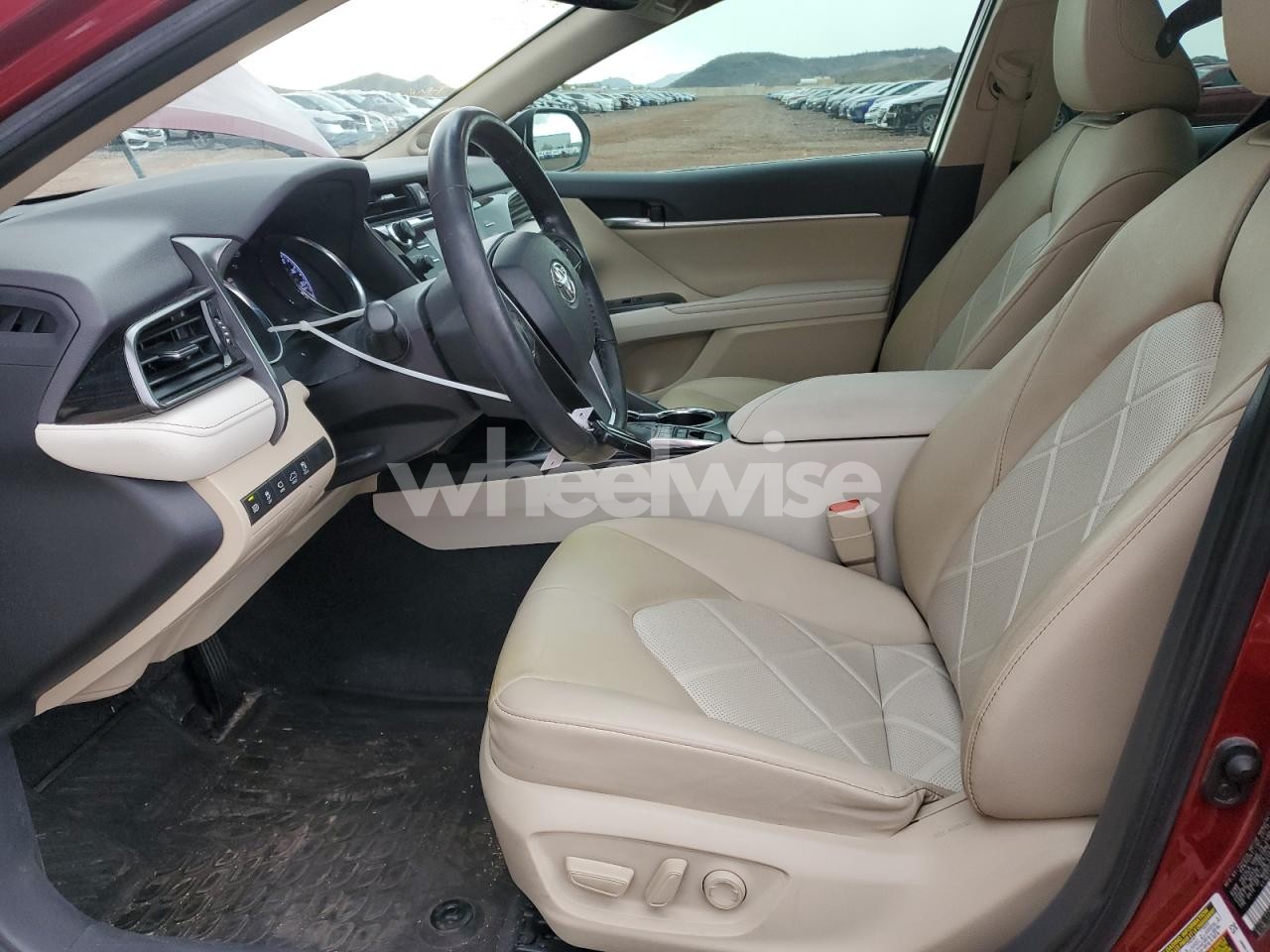 Photo 7 of 2019 TOYOTA CAMRY HYBRID (VIN 4T1B21HK5KU515405)