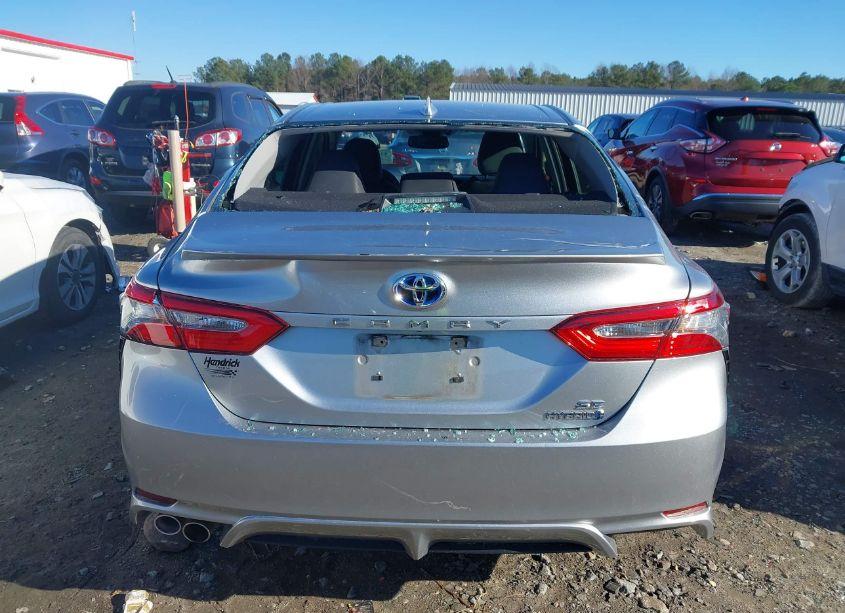 Photo 17 of 2018 Toyota Camry HYBRID SE (VIN 4T1B21HK6JU002646)
