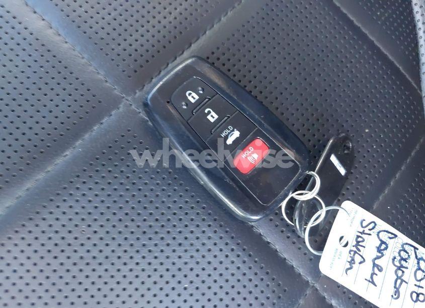 Photo 11 of 2018 Toyota Camry HYBRID XLE (VIN 4T1B21HK6JU005014)