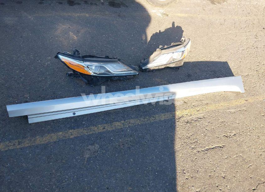 Photo 18 of 2018 Toyota Camry HYBRID XLE (VIN 4T1B21HK6JU005014)