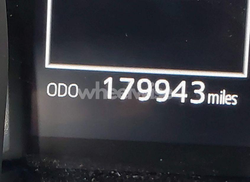 Photo 15 of 2018 Toyota Camry HYBRID SE (VIN 4T1B21HK6JU503794)