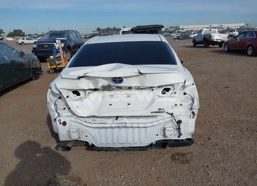 Photo 16 of 2018 Toyota Camry HYBRID SE (VIN 4T1B21HK6JU503794)