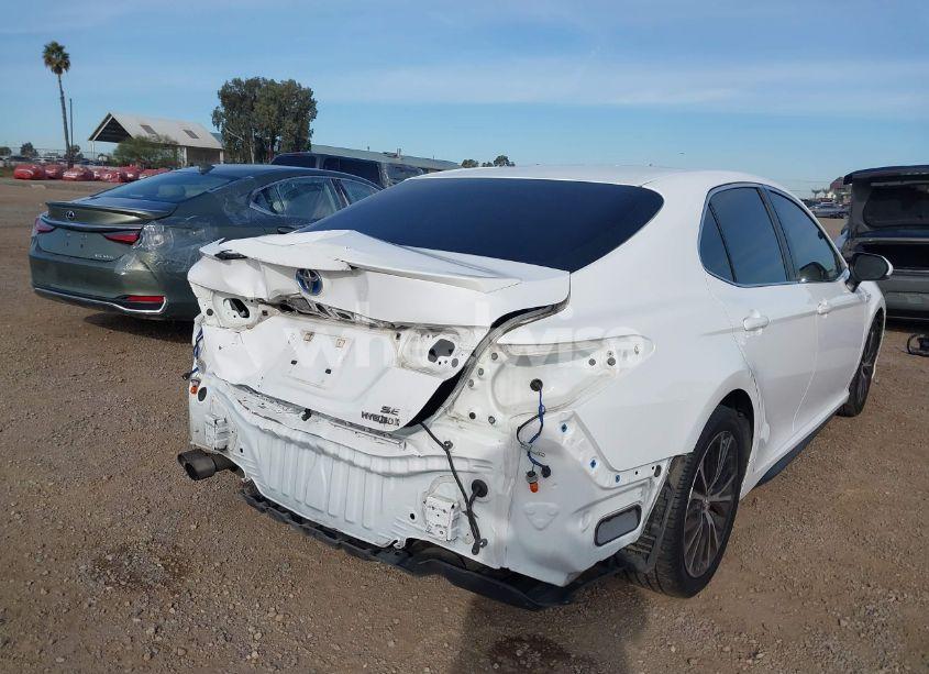 Photo 6 of 2018 Toyota Camry HYBRID SE (VIN 4T1B21HK6JU503794)