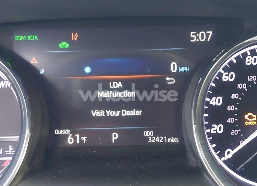 Photo 16 of 2019 Toyota Camry HYBRID XLE (VIN 4T1B21HK6KU515509)