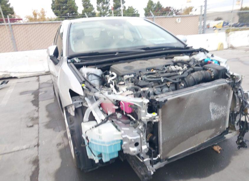 Photo 18 of 2019 Toyota Camry HYBRID XLE (VIN 4T1B21HK6KU515509)