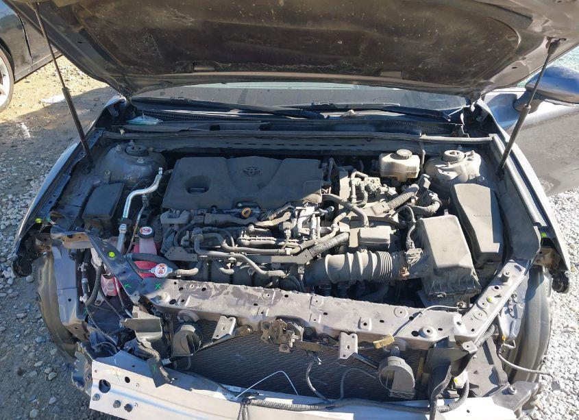 Photo 10 of 2018 Toyota Camry HYBRID XLE (VIN 4T1B21HK7JU009363)