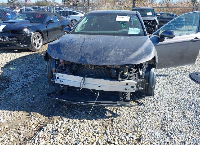 Photo 6 of 2018 Toyota Camry HYBRID XLE (VIN 4T1B21HK7JU009363)