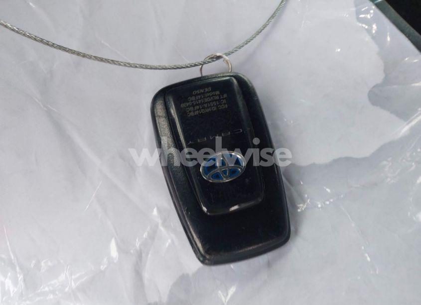 Photo 11 of 2018 Toyota Camry HYBRID XLE (VIN 4T1B21HK8JU006116)