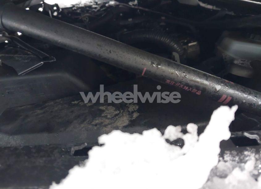 Photo 10 of 2018 Toyota Camry HYBRID SE (VIN 4T1B21HK8JU008903)