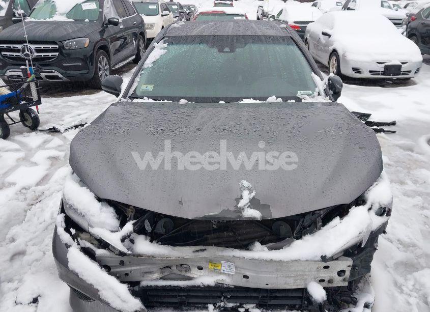 Photo 12 of 2018 Toyota Camry HYBRID SE (VIN 4T1B21HK8JU008903)