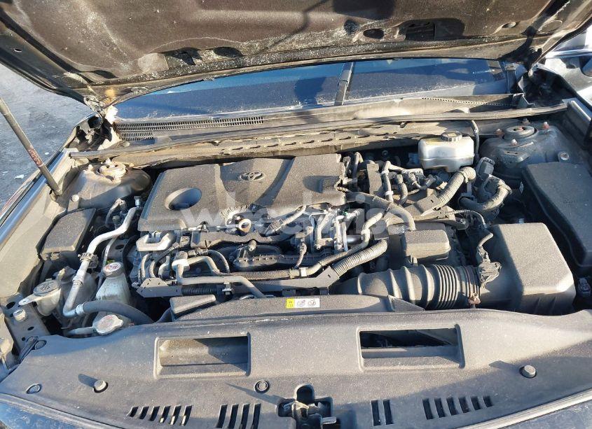 Photo 10 of 2018 Toyota Camry HYBRID SE (VIN 4T1B21HK8JU500072)