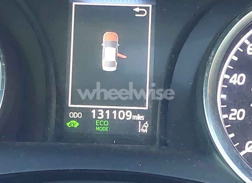 Photo 15 of 2018 Toyota Camry HYBRID SE (VIN 4T1B21HK8JU500072)