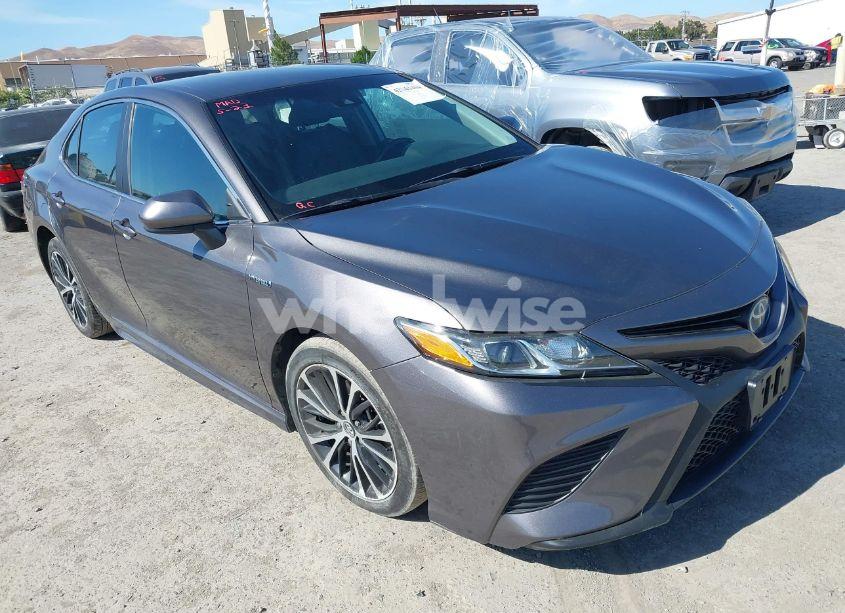 2018 Toyota Camry HYBRID SE (VIN 4T1B21HK9JU508570) main photo