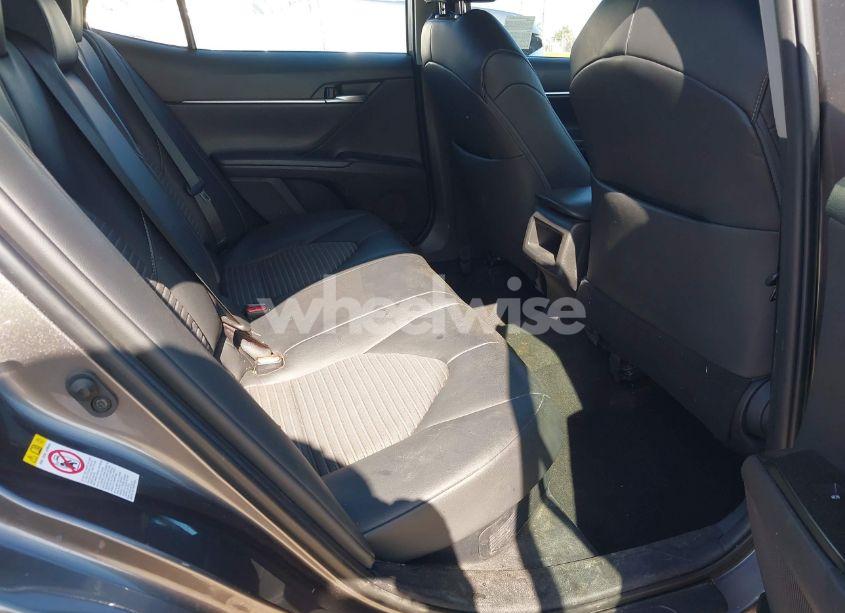 Photo 8 of 2018 Toyota Camry HYBRID SE (VIN 4T1B21HK9JU508570)