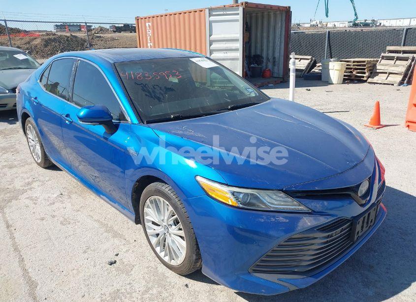 Photo 6 of 2019 Toyota Camry HYBRID XLE (VIN 4T1B21HK9KU011245)