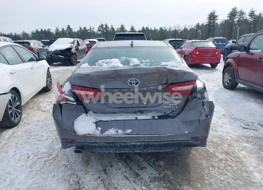 Photo 17 of 2019 Toyota Camry HYBRID XLE (VIN 4T1B21HK9KU511194)