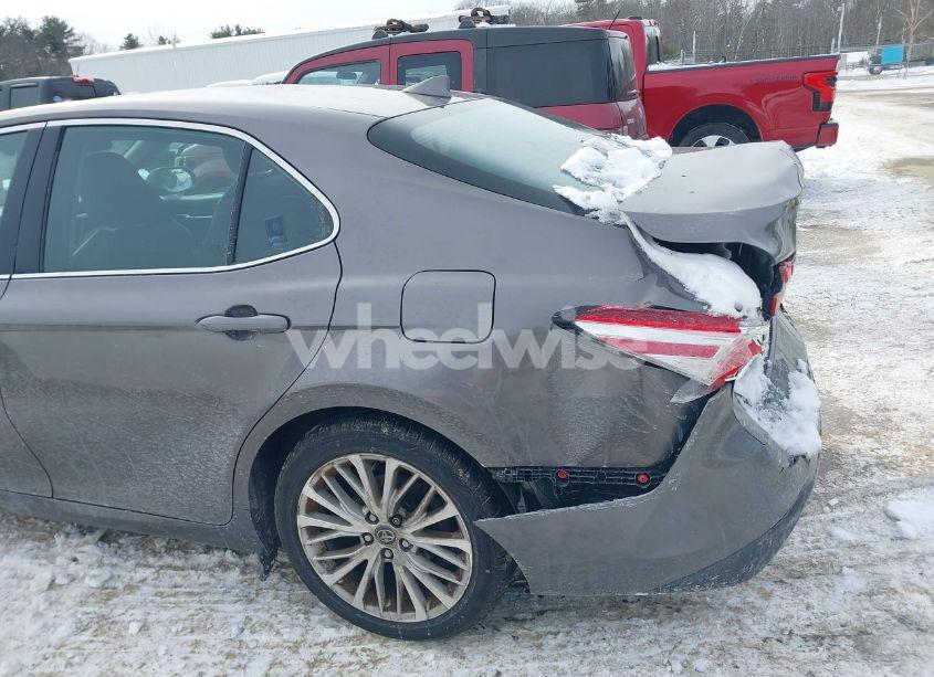 Photo 19 of 2019 Toyota Camry HYBRID XLE (VIN 4T1B21HK9KU511194)