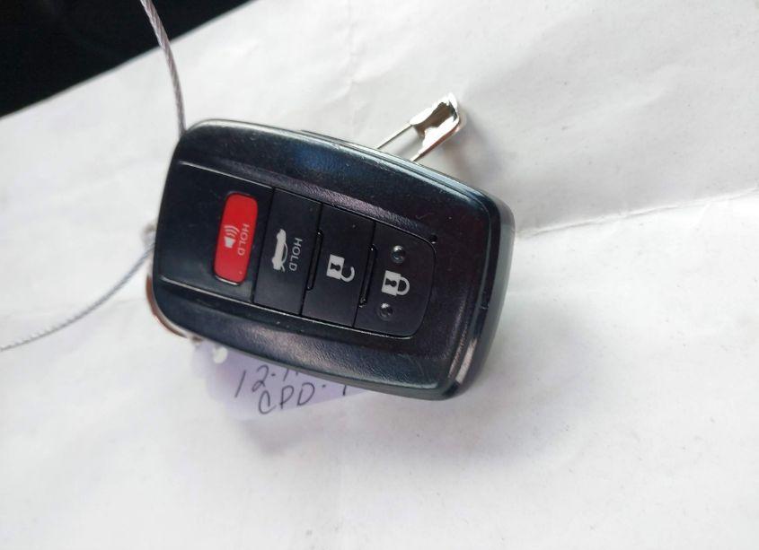 Photo 11 of 2018 Toyota Camry HYBRID XLE (VIN 4T1B21HKXJU006621)