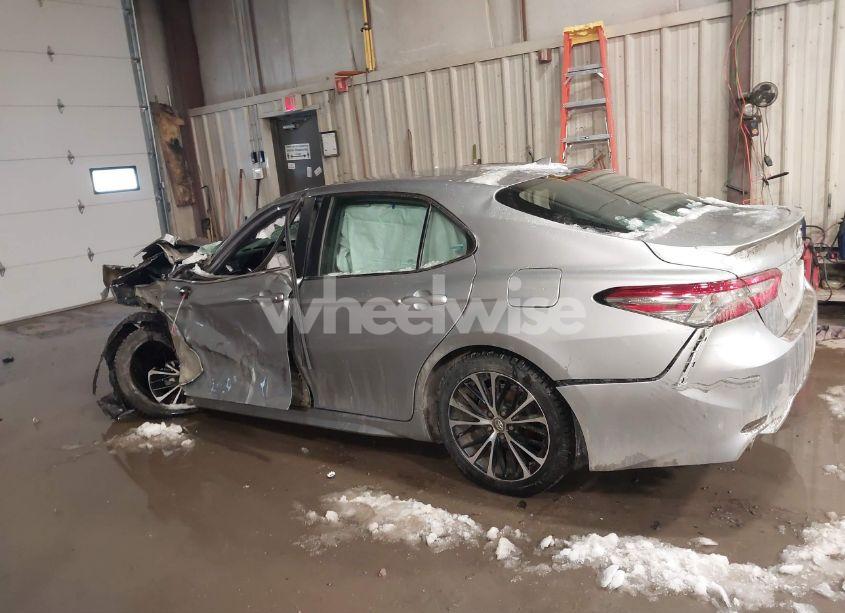 Photo 14 of 2018 Toyota Camry HYBRID SE (VIN 4T1B21HKXJU505905)