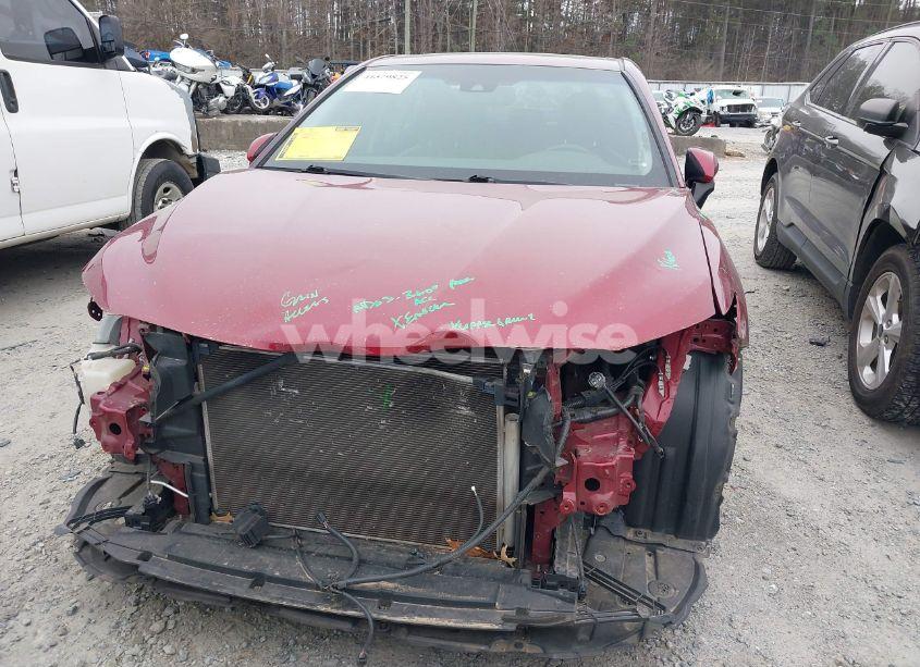 Photo 12 of 2018 Toyota Camry HYBRID XLE (VIN 4T1B21HKXJU506245)