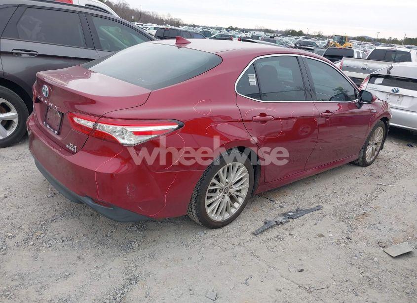 Photo 4 of 2018 Toyota Camry HYBRID XLE (VIN 4T1B21HKXJU506245)