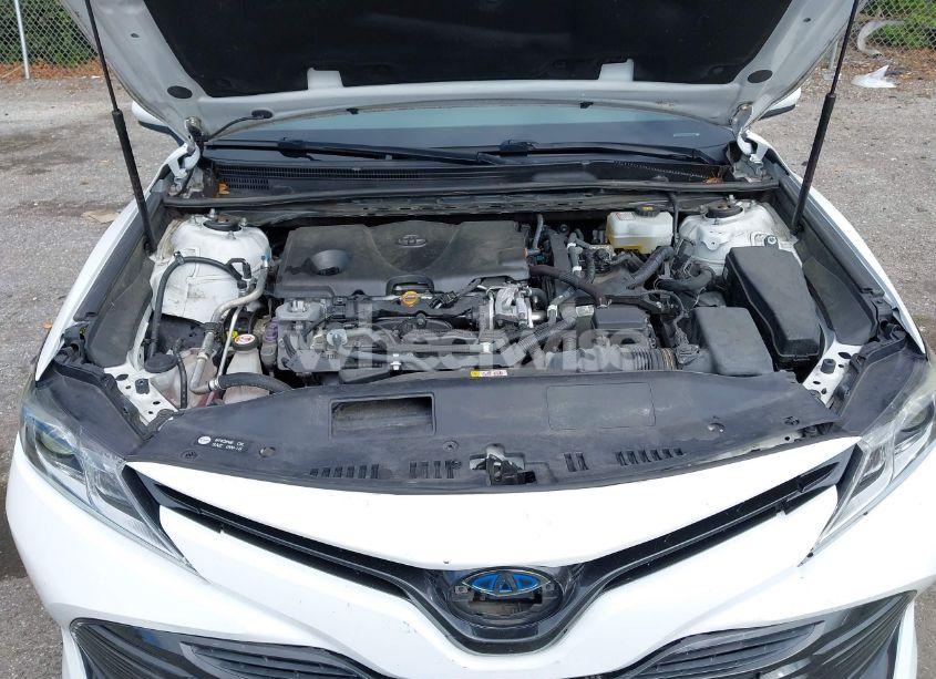 Photo 10 of 2019 Toyota Camry HYBRID LE (VIN 4T1B31HK1KU514944)
