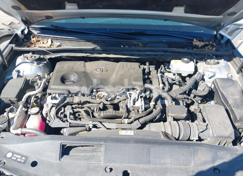 Photo 10 of 2018 Toyota Camry HYBRID LE (VIN 4T1B31HK2JU004309)