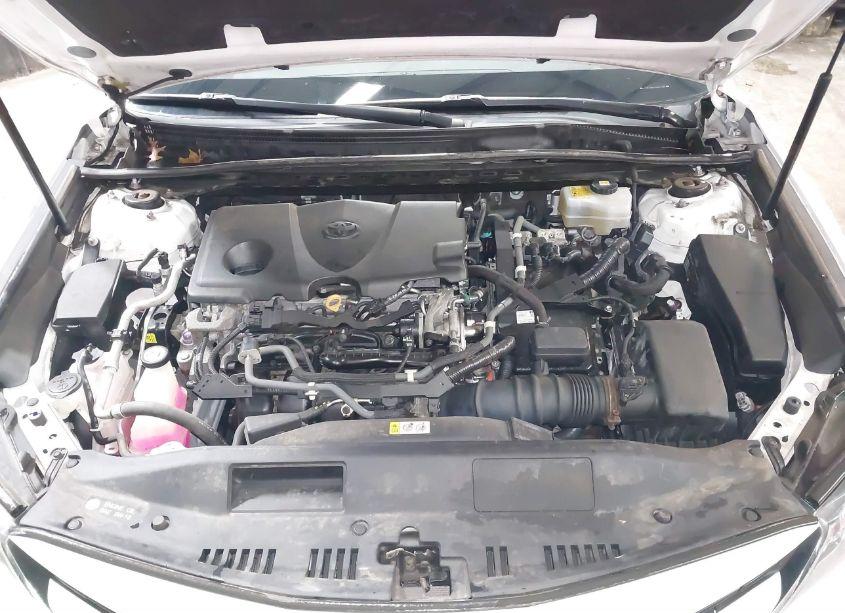 Photo 10 of 2018 Toyota Camry HYBRID LE (VIN 4T1B31HK2JU504390)