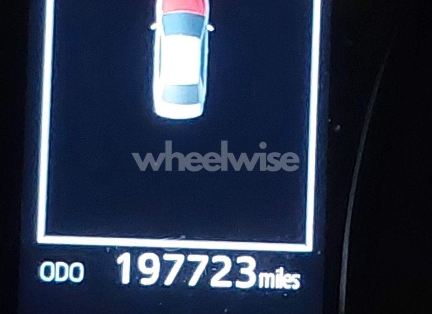 Photo 7 of 2019 Toyota Camry HYBRID LE (VIN 4T1B31HK4KU006046)