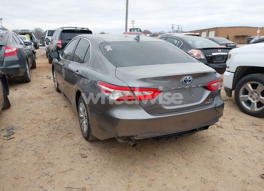 Photo 3 of 2019 Toyota Camry HYBRID LE (VIN 4T1B31HK4KU007116)