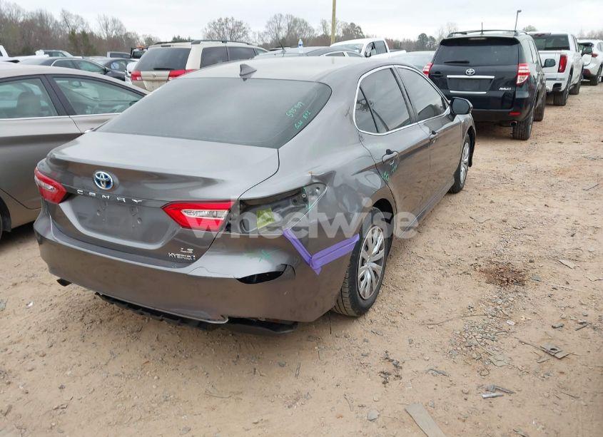 Photo 4 of 2019 Toyota Camry HYBRID LE (VIN 4T1B31HK4KU007116)
