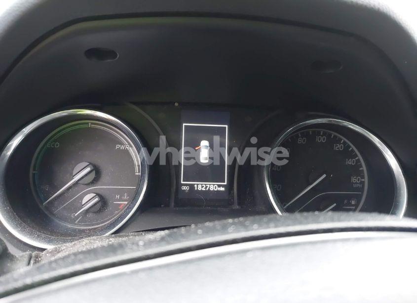 Photo 7 of 2019 Toyota Camry HYBRID LE (VIN 4T1B31HK4KU007116)