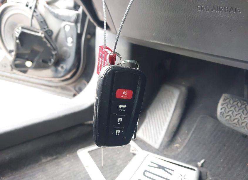 Photo 11 of 2018 Toyota Camry HYBRID LE (VIN 4T1B31HK5JU500480)